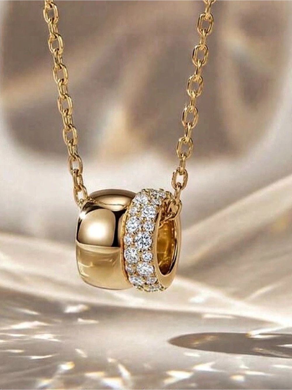 14K Gold Pavé Pendant Necklace